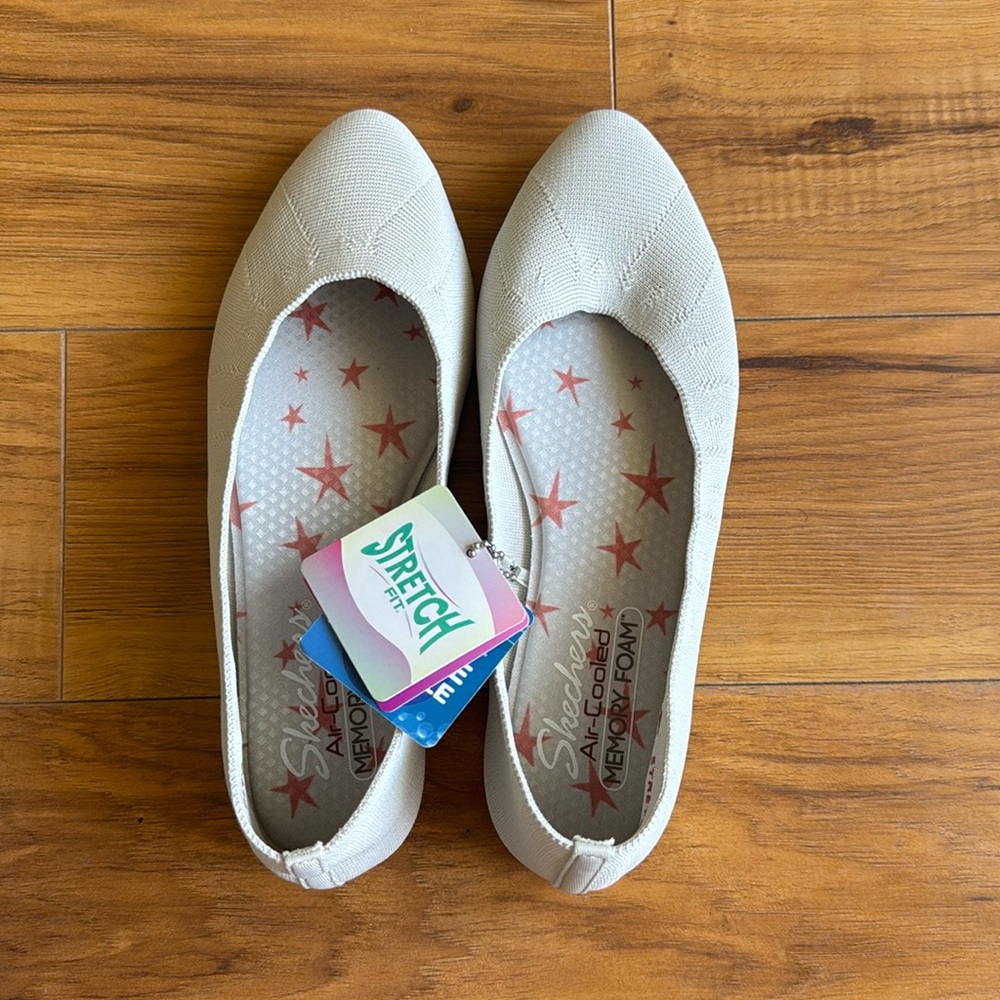 Skechers Memory Foam Flat
